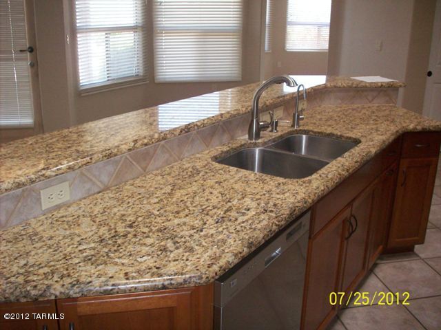 950 West Silver Spring Place Tucson, AZ 85755 - Photo 12 of 29