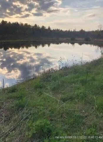 $129,000 | 1075 Sunset Avenue, Glenburn, ME 04401