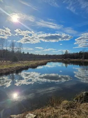 $129,000 | 1075 Sunset Avenue, Glenburn, ME 04401