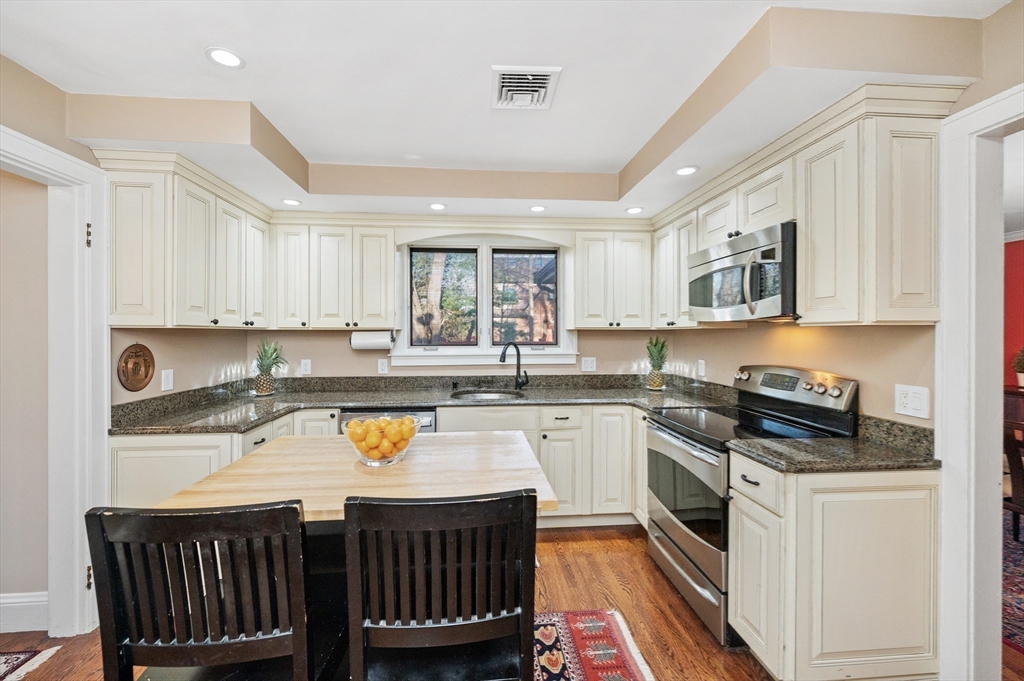 79 Tobey Road Belmont, MA 02478 - Photo 11 of 37 Gallery Image 11