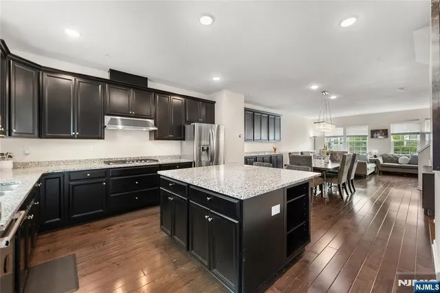 $799,000 | 12 Marshall Lane, Wood-Ridge, NJ 07075