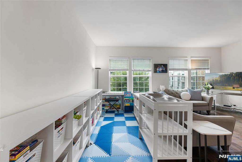 12 Marshall Lane Wood-Ridge, NJ 07075 - Photo 17 of 49