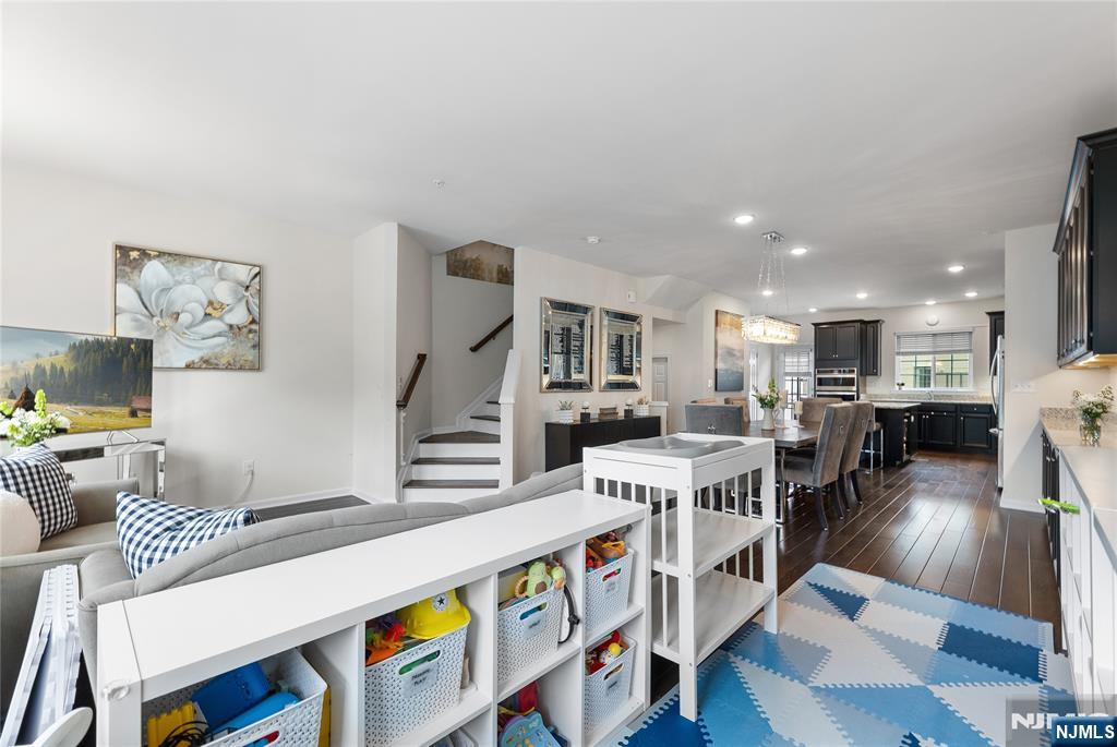 12 Marshall Lane Wood-Ridge, NJ 07075 - Photo 18 of 49