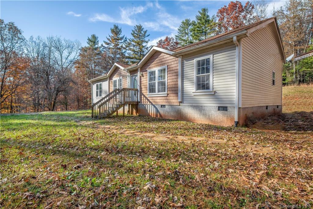 93 Youngs Gap Road Fletcher, NC 28732 - Photo 2 of 25