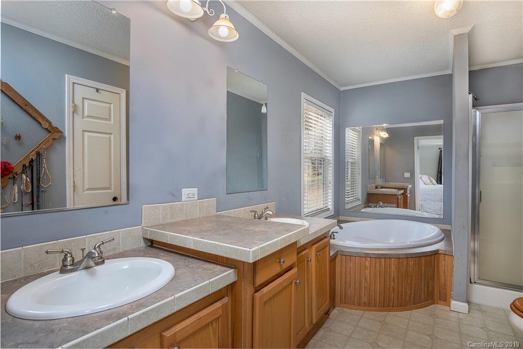 93 Youngs Gap Road Fletcher, NC 28732 - Photo 15 of 25