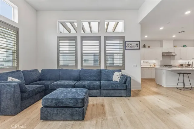 $630,000 | 27227 Diamond Peak Lane, Unit 302, Valencia, CA 91381