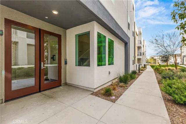 $630,000 | 27227 Diamond Peak Lane, Unit 302, Valencia, CA 91381