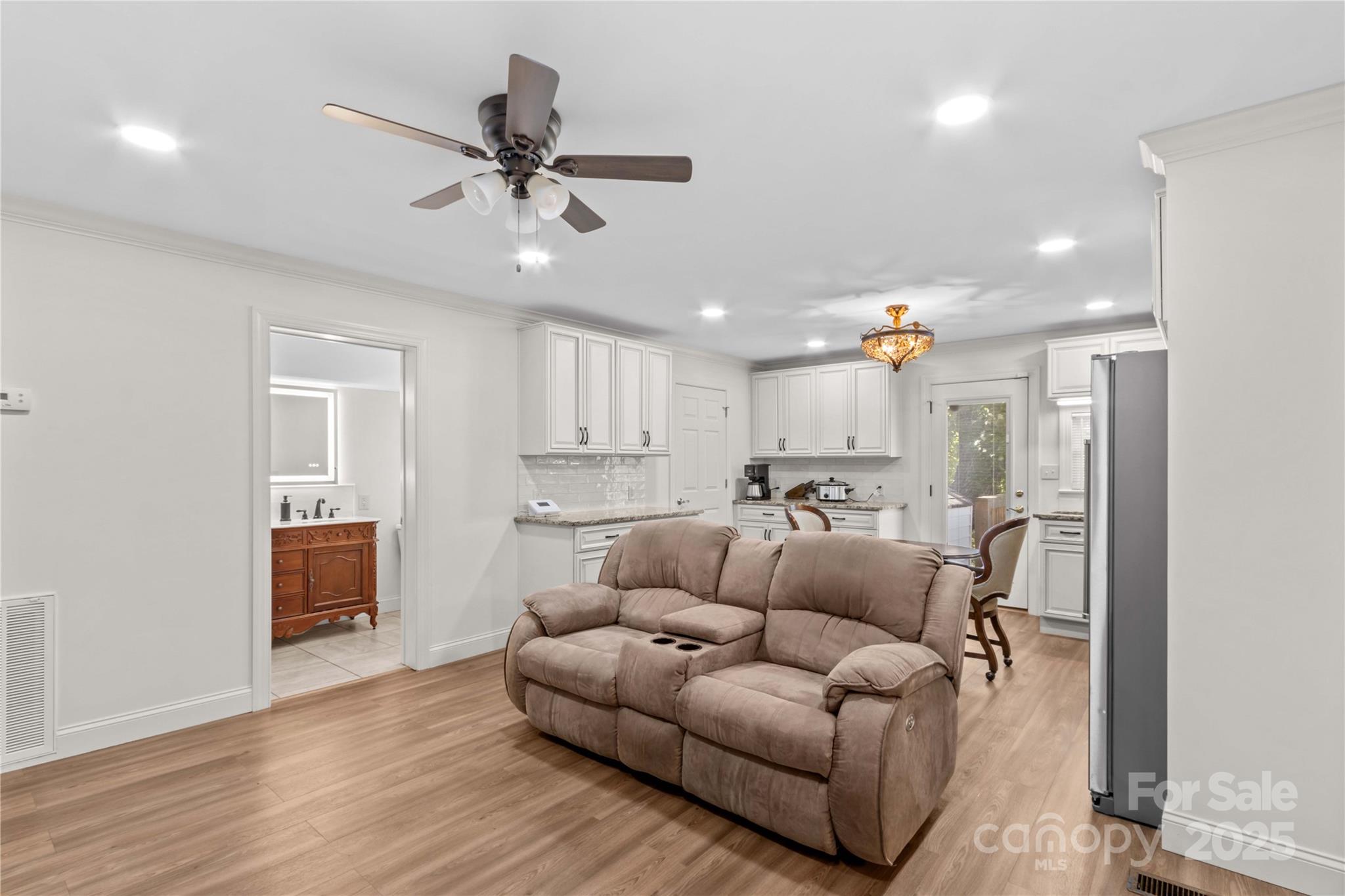 1043 Linneys Mill Road Union Grove, NC 28689 - Photo 9 of 47 Gallery Image 9