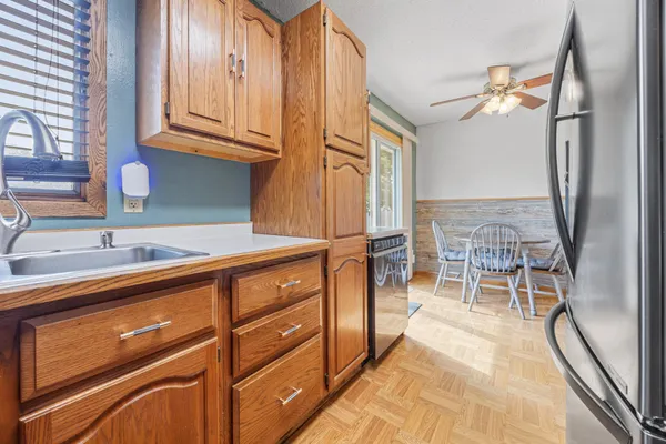 $275,000 | 901 7th Street West, West Fargo, ND 58078