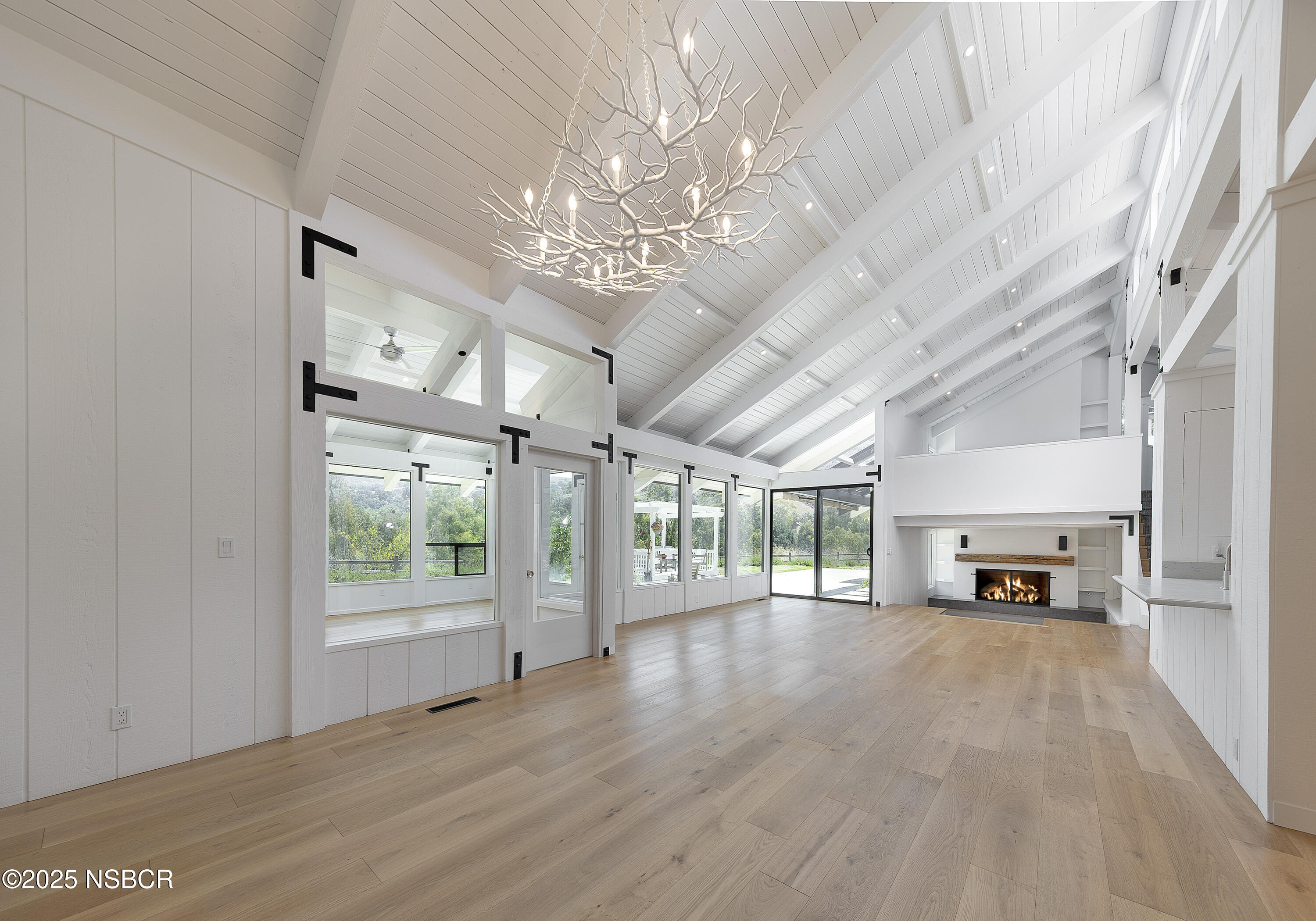 671 Rincon Drive Solvang, CA 93463 - Photo 6 of 34 Beautiful light