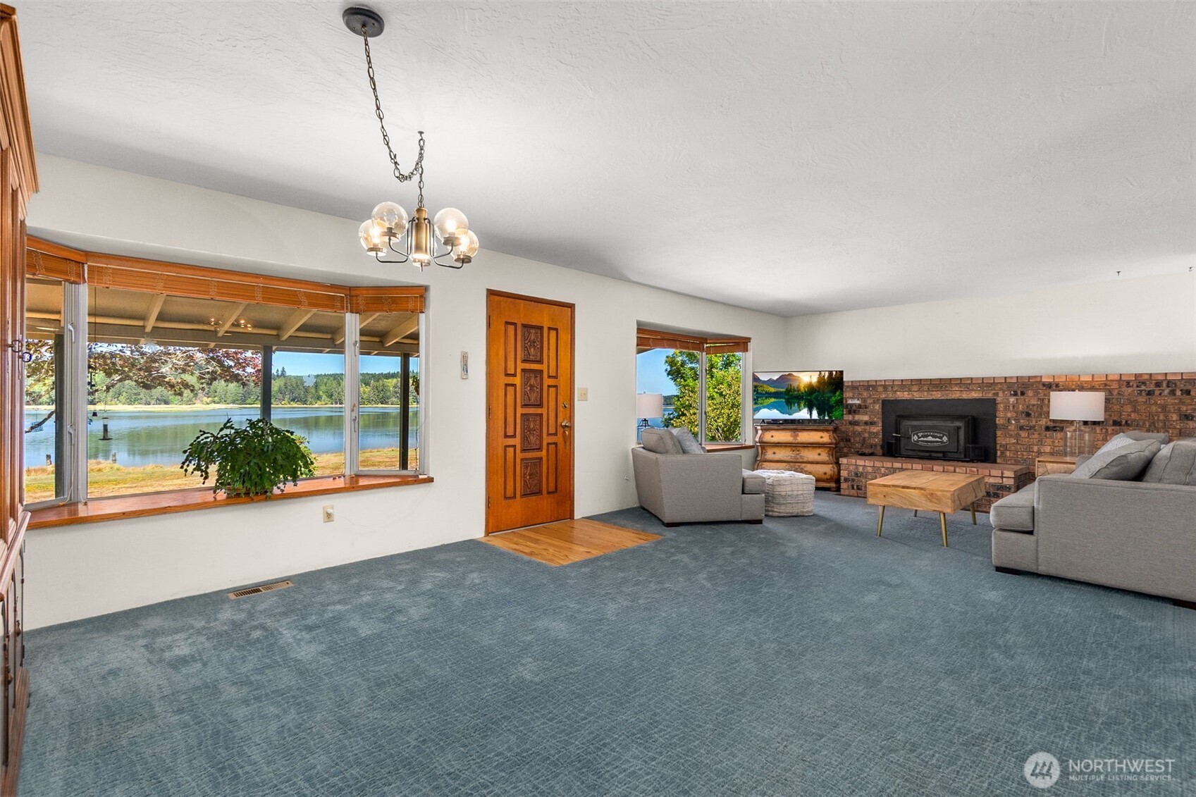 611 Southeast Kamilche Point Road Shelton, WA 98584 - Photo 5 of 40 Gallery Image 5