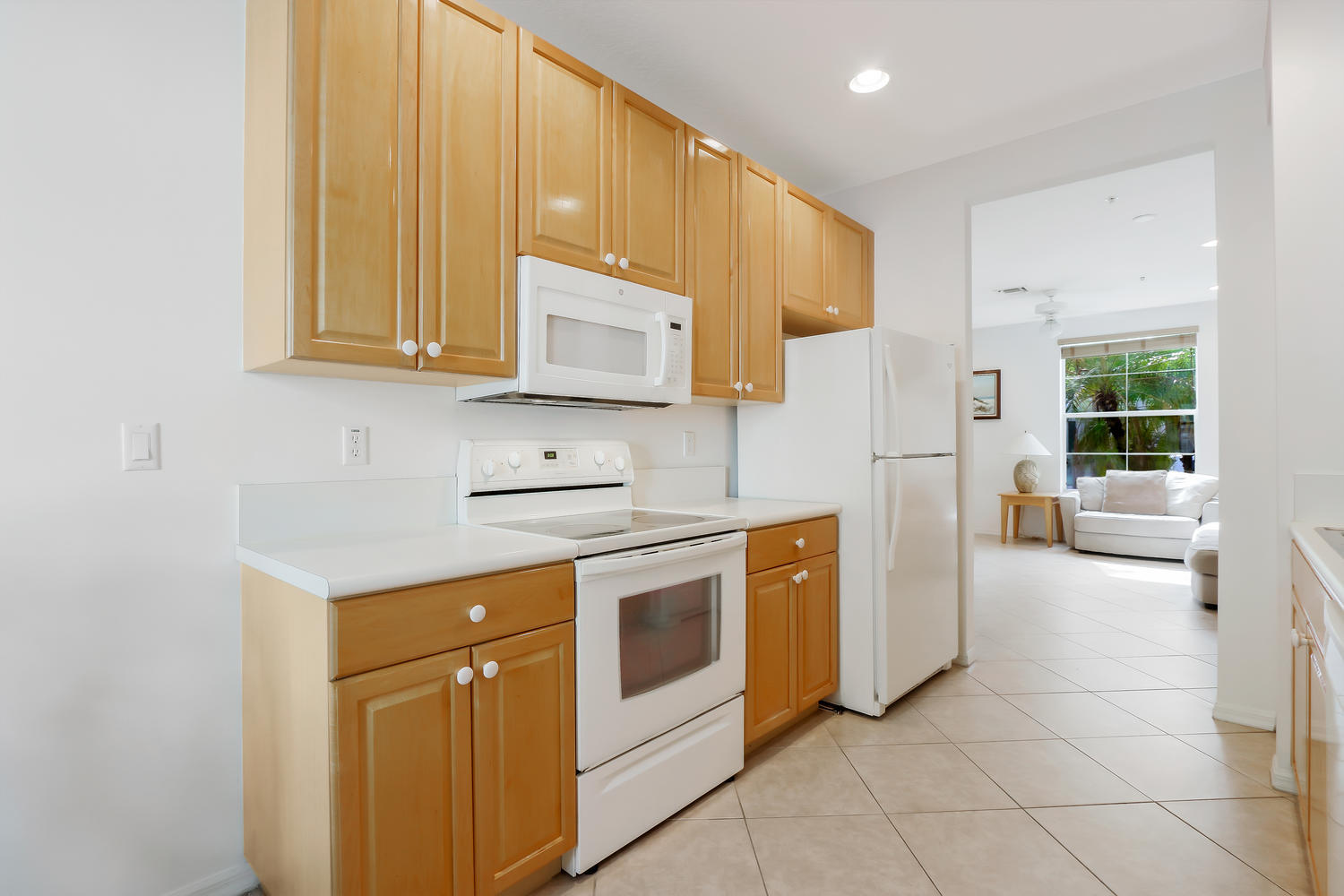 4313 Parkside Drive Jupiter, FL 33458 - Photo 6 of 20 4313 Parkside Dr Jupiter FL-large-006-3-