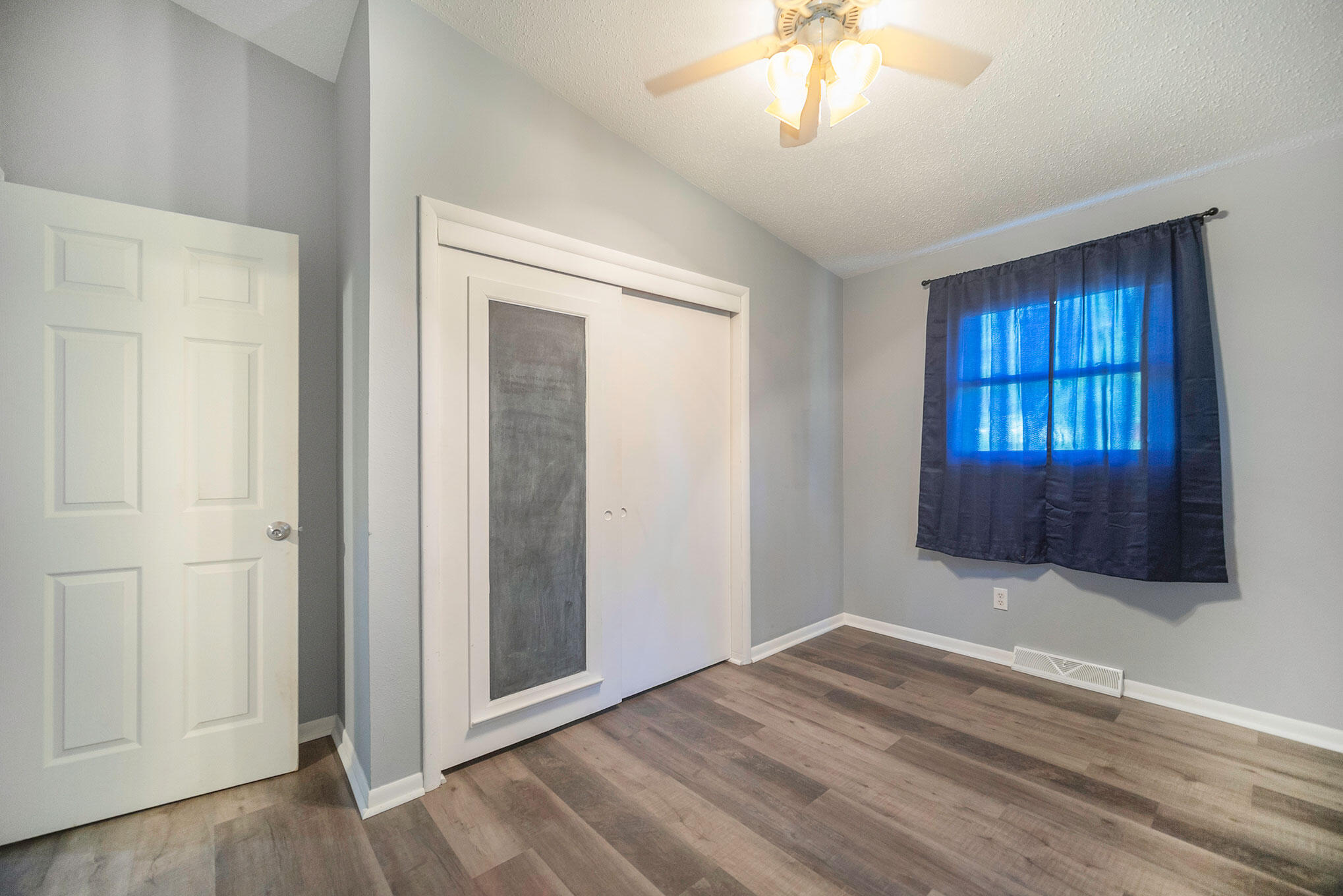 214 Teft Road Spring Arbor, MI 49283 - Photo 12 of 27 Bed room 2