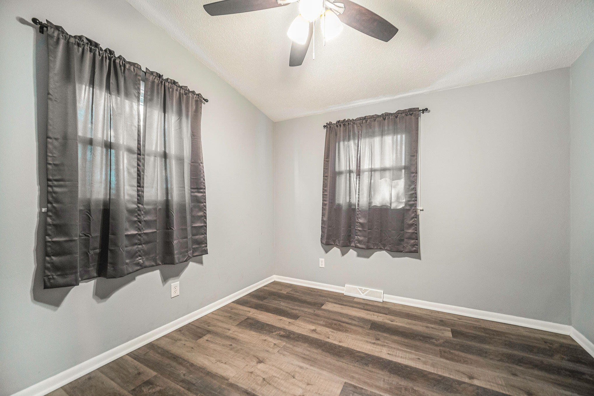 214 Teft Road Spring Arbor, MI 49283 - Photo 15 of 27 Bedroom 1