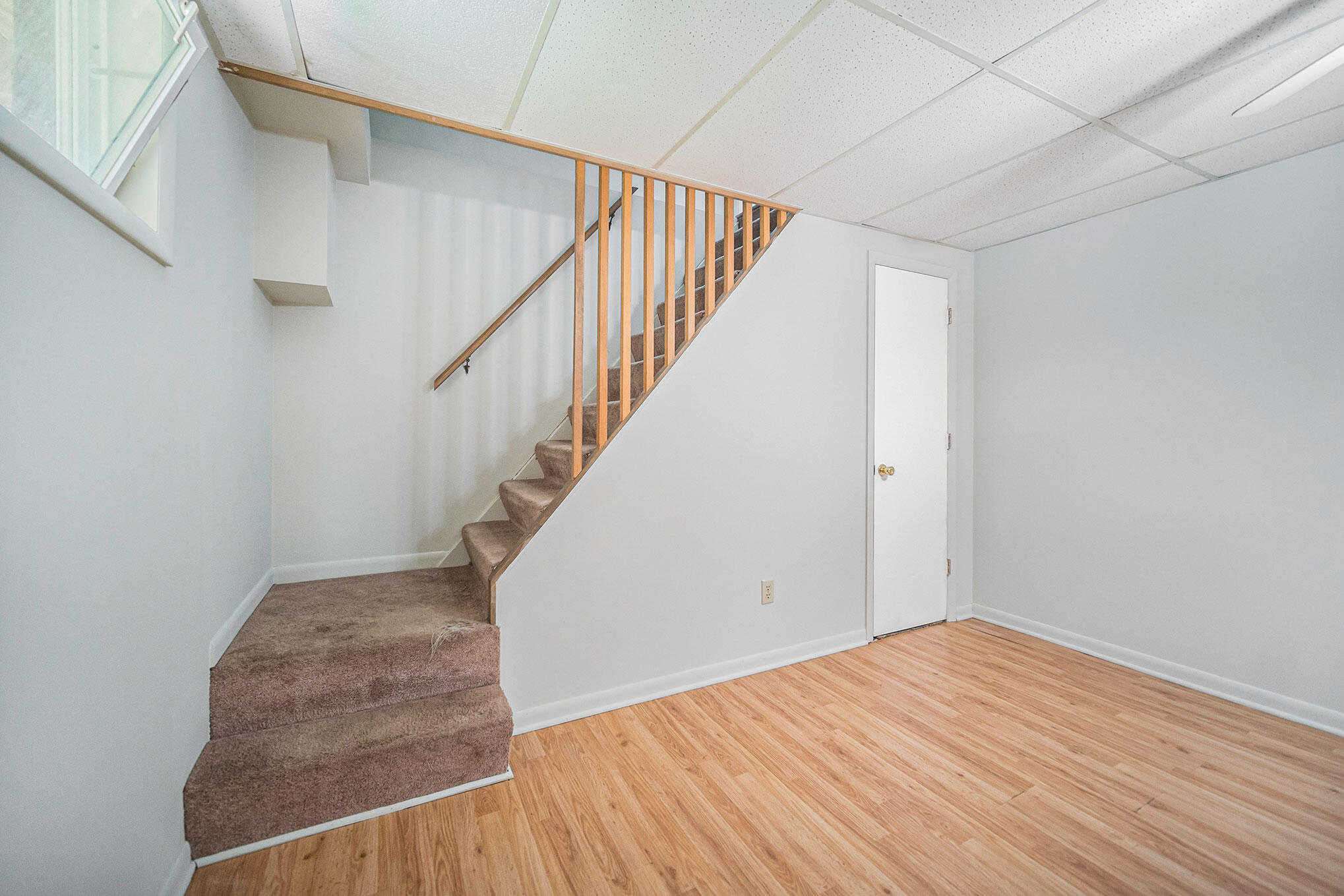 214 Teft Road Spring Arbor, MI 49283 - Photo 18 of 27 Family room in walk out basement