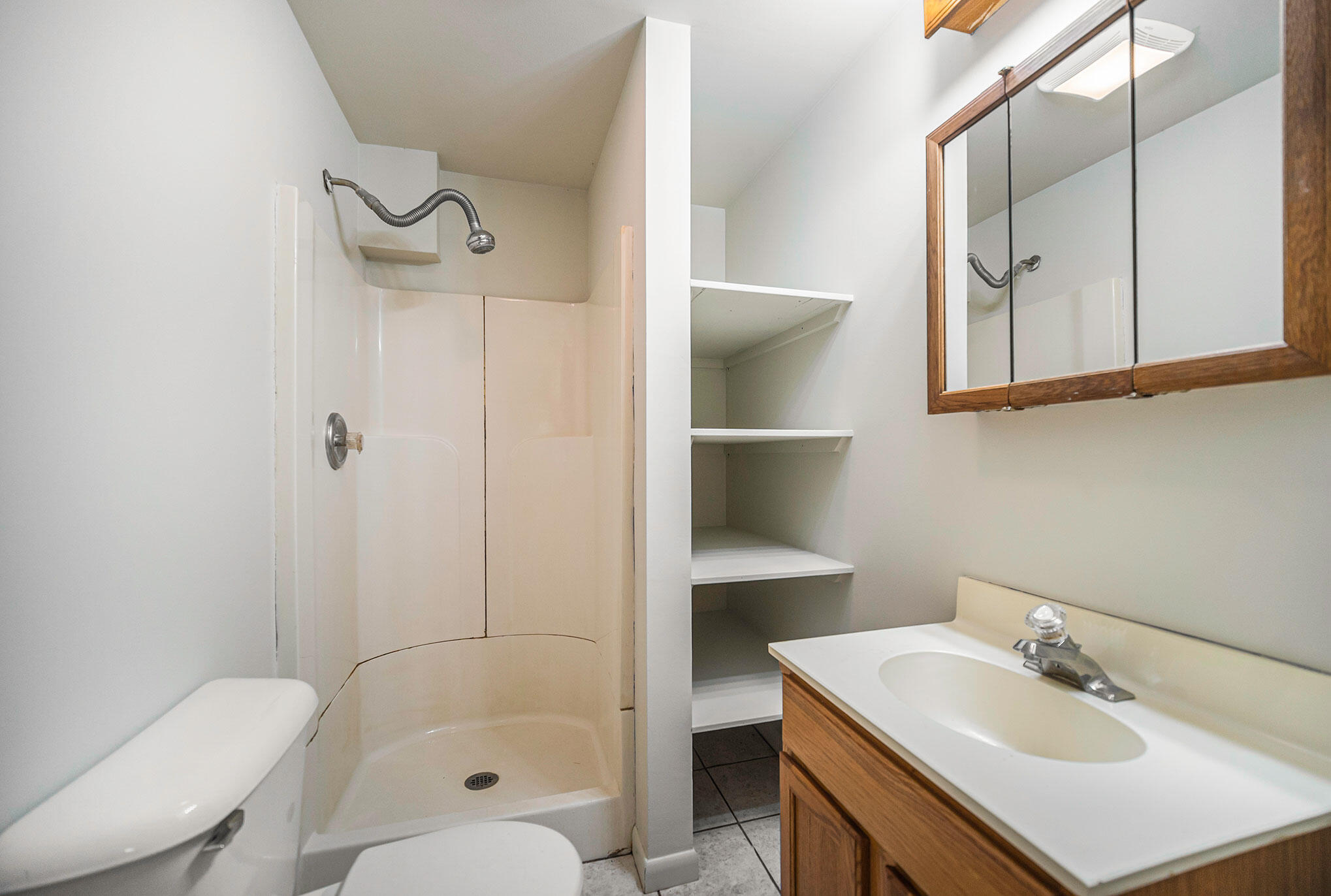 214 Teft Road Spring Arbor, MI 49283 - Photo 21 of 27 Full bath in basement
