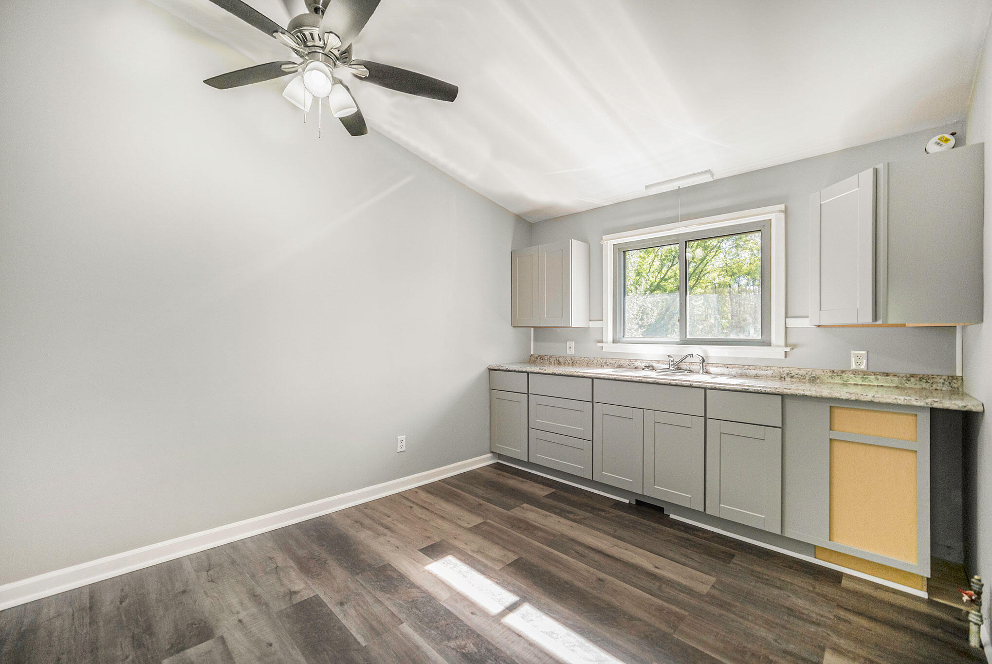 214 Teft Road Spring Arbor, MI 49283 - Photo 3 of 27 Updated Kitchen