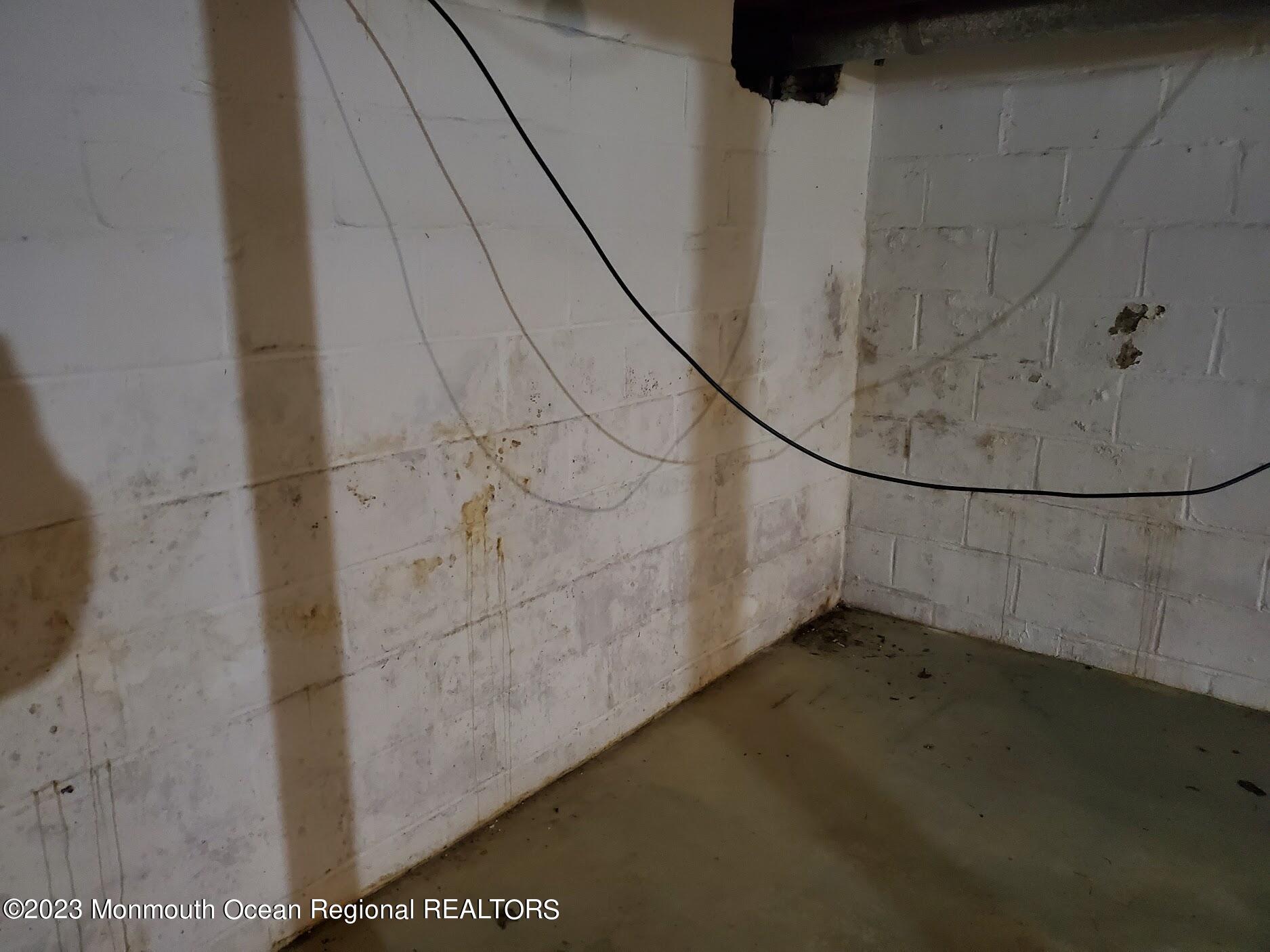 16 Pinewood Road Howell, NJ 07731 - Photo 24 of 28 a view of a room