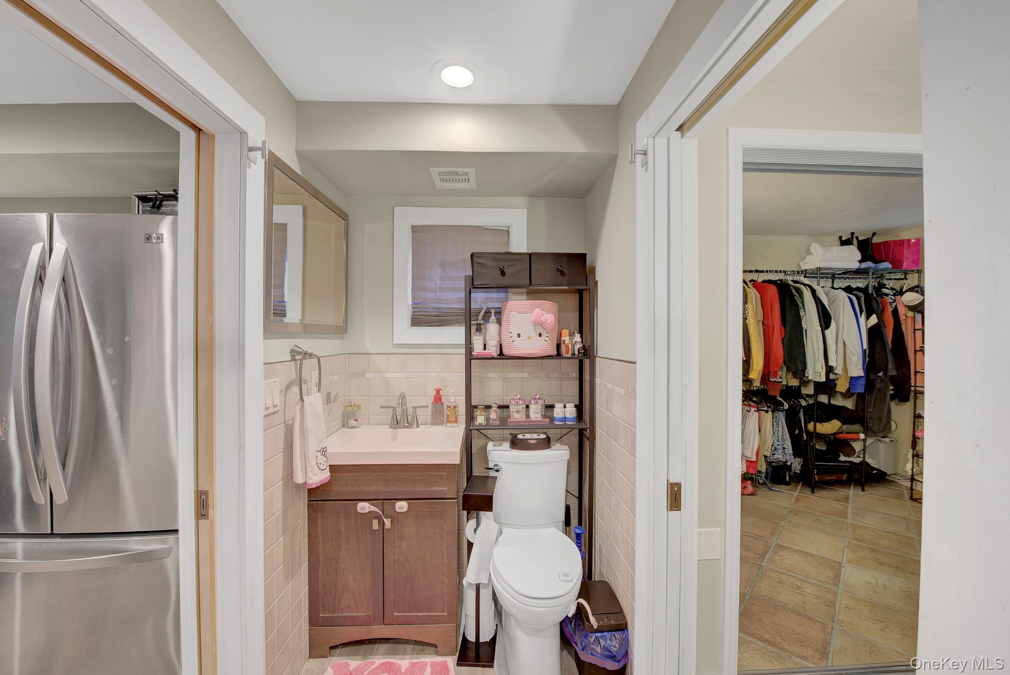 4 Seneca Drive Commack, NY 11725 - Photo 10 of 13