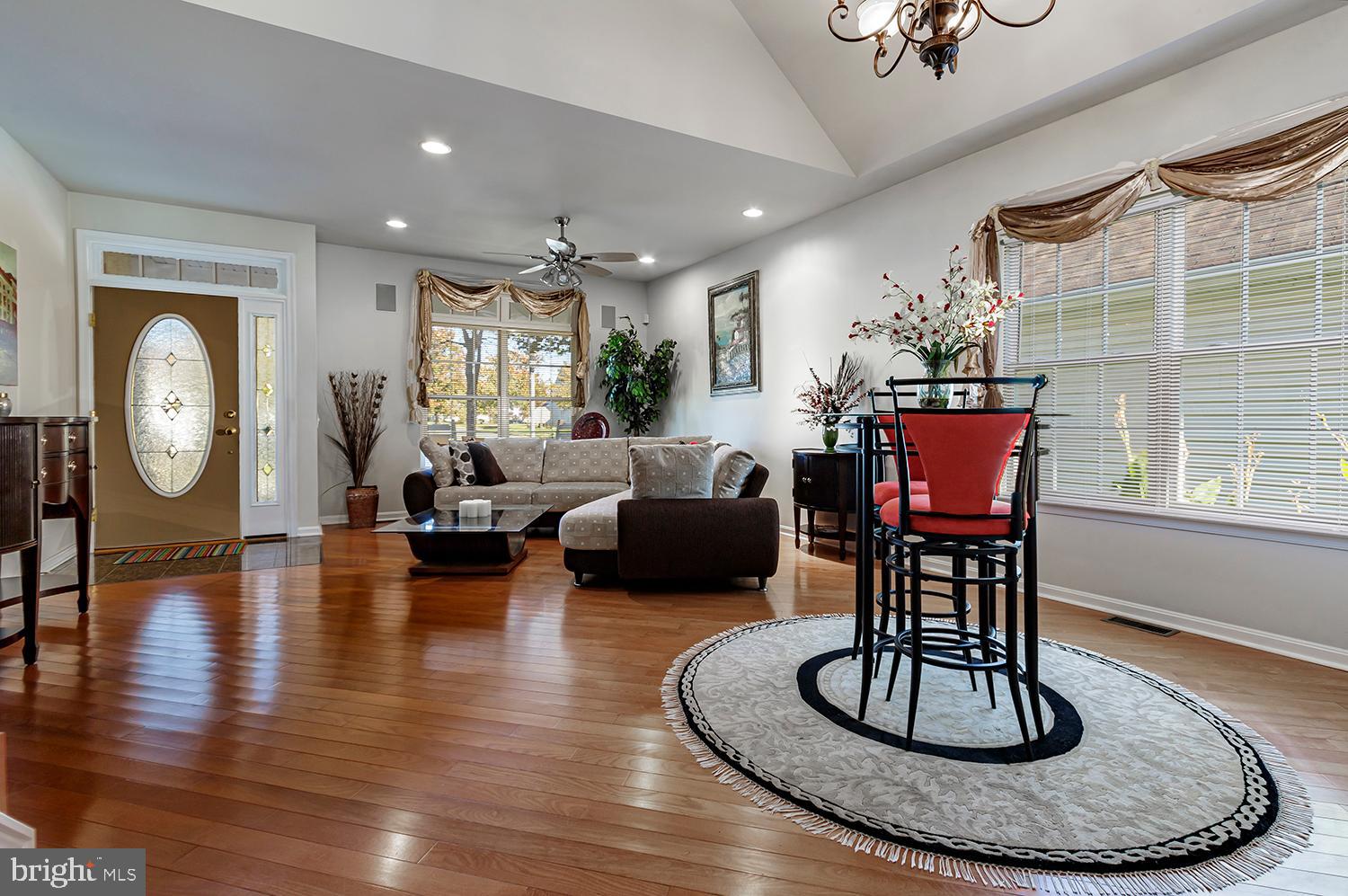 10 McCay Way Delanco, NJ 08075 - Photo 2 of 19