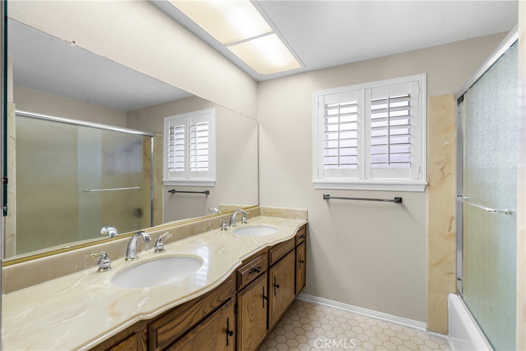 11861 Darby Avenue Porter Ranch, CA 91326 - Photo 41 of 47