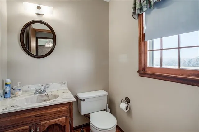 $623,500 | 416 North Buckner Tarsney Road, Buckner, MO 64016