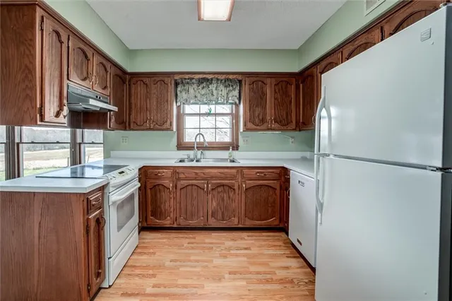 $623,500 | 416 North Buckner Tarsney Road, Buckner, MO 64016