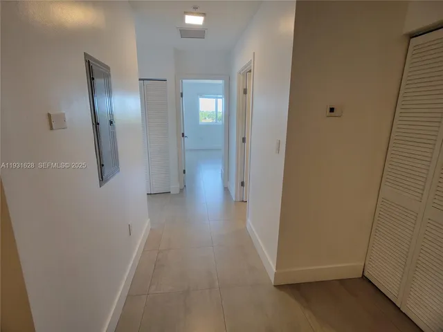 $2,300 | 6001 West Flagler Street, Unit 404, Miami, FL 33144