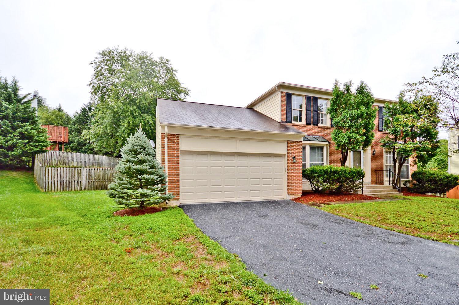 17 Coachlamp Court Silver Spring, MD 20906 - Photo 2 of 42 2 Car Garage