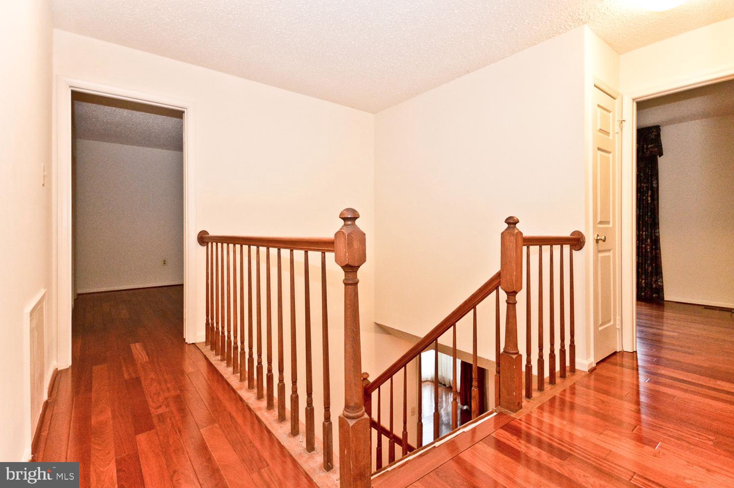 17 Coachlamp Court Silver Spring, MD 20906 - Photo 21 of 42 Upper Level Hallway