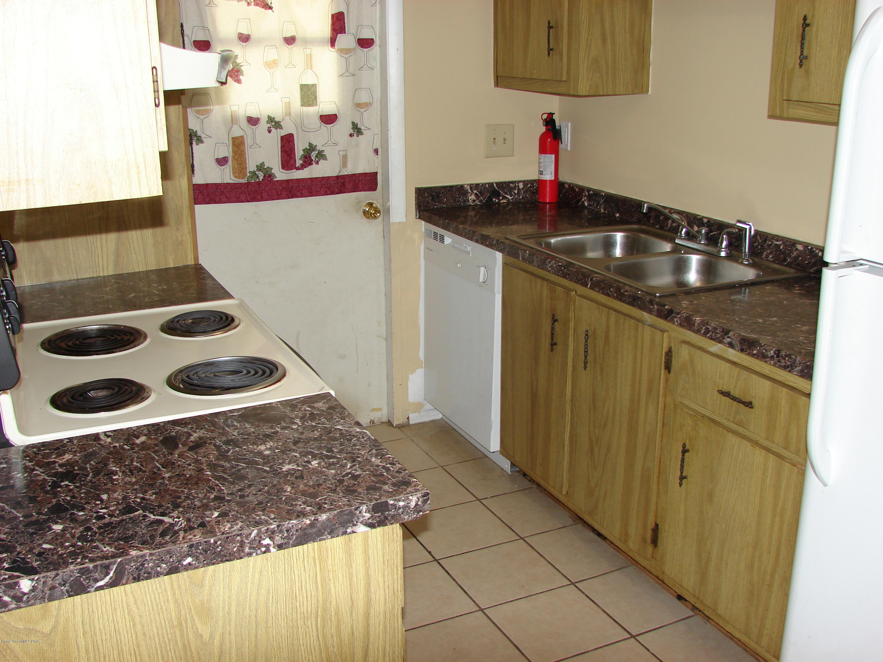 761 Burman Lane Northeast Palm Bay, FL 32905 - Photo 13 of 17 191
