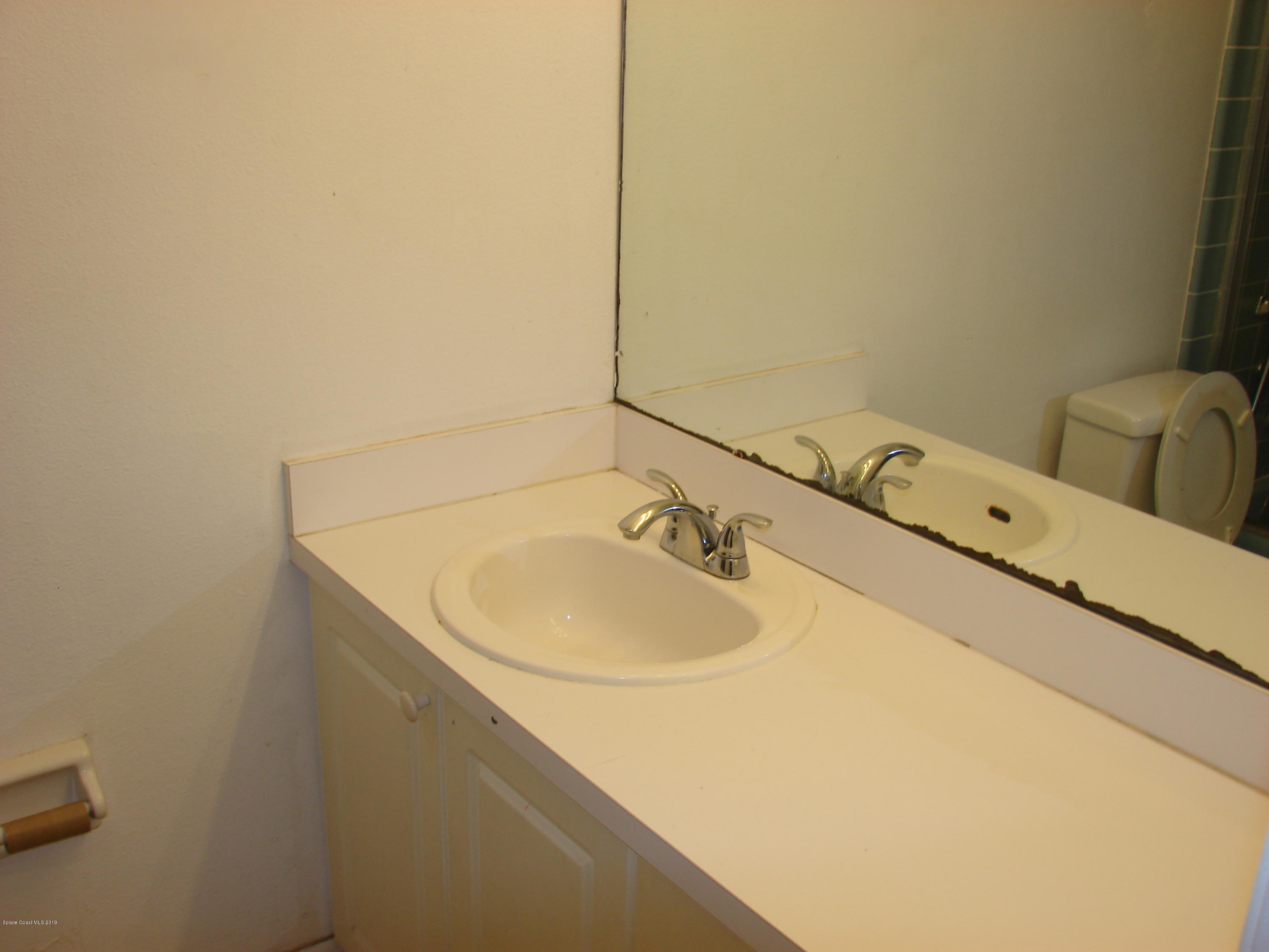 761 Burman Lane Northeast Palm Bay, FL 32905 - Photo 5 of 17 183