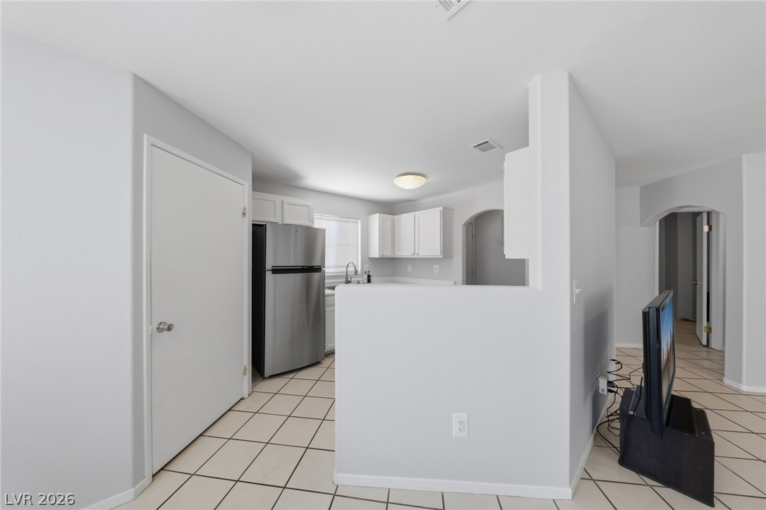 698 South Racetrack Road, Unit 1221 Henderson, NV 89015 - Photo 15 of 24 OPEN CONCEPT KITCHEN