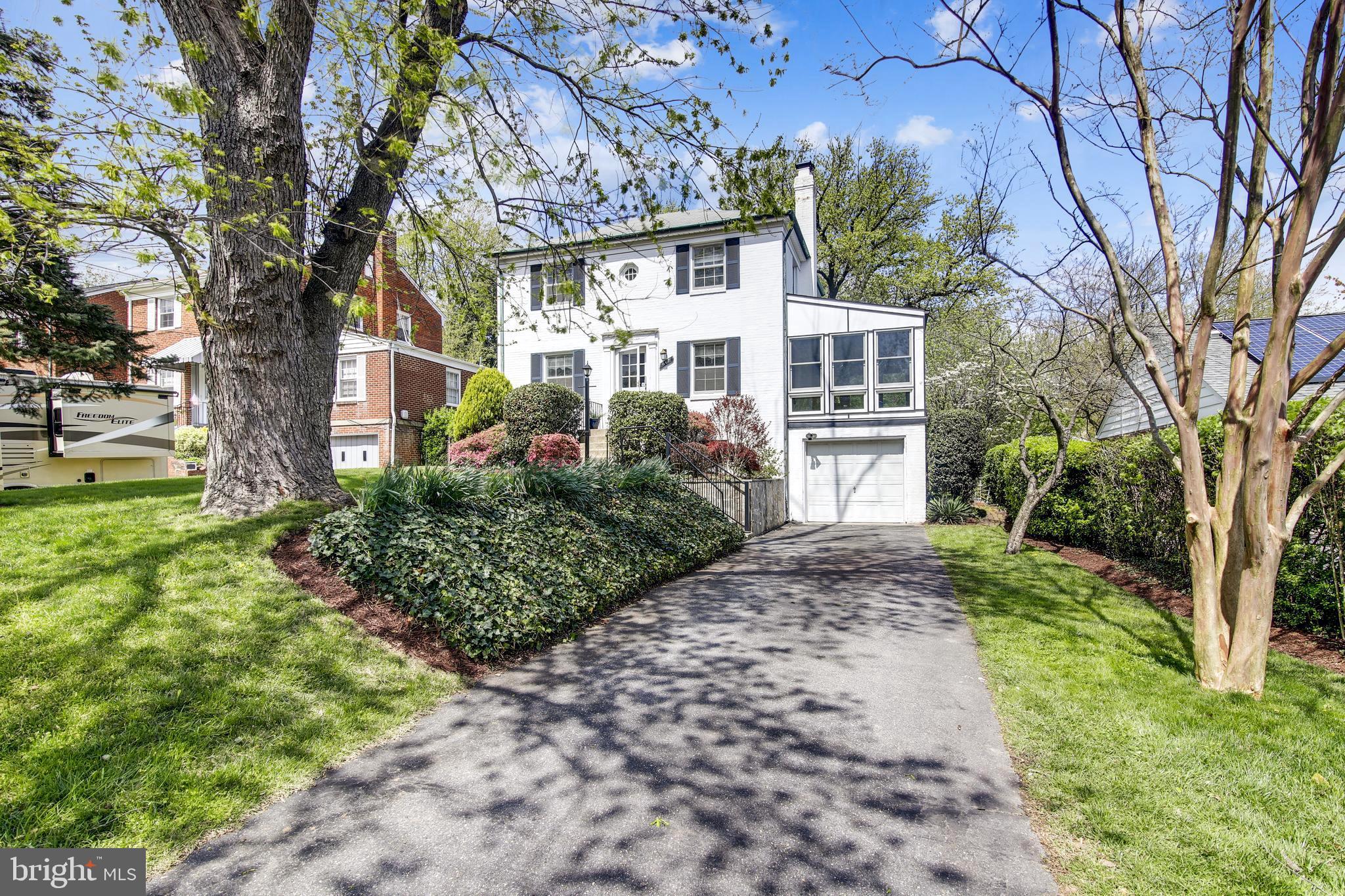 607 Forest Glen Road Silver Spring, MD 20901 - Photo 3 of 33