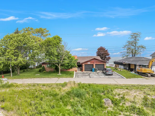 $499,000 | 1 Lake View Avenue, New Buffalo, MI 49117