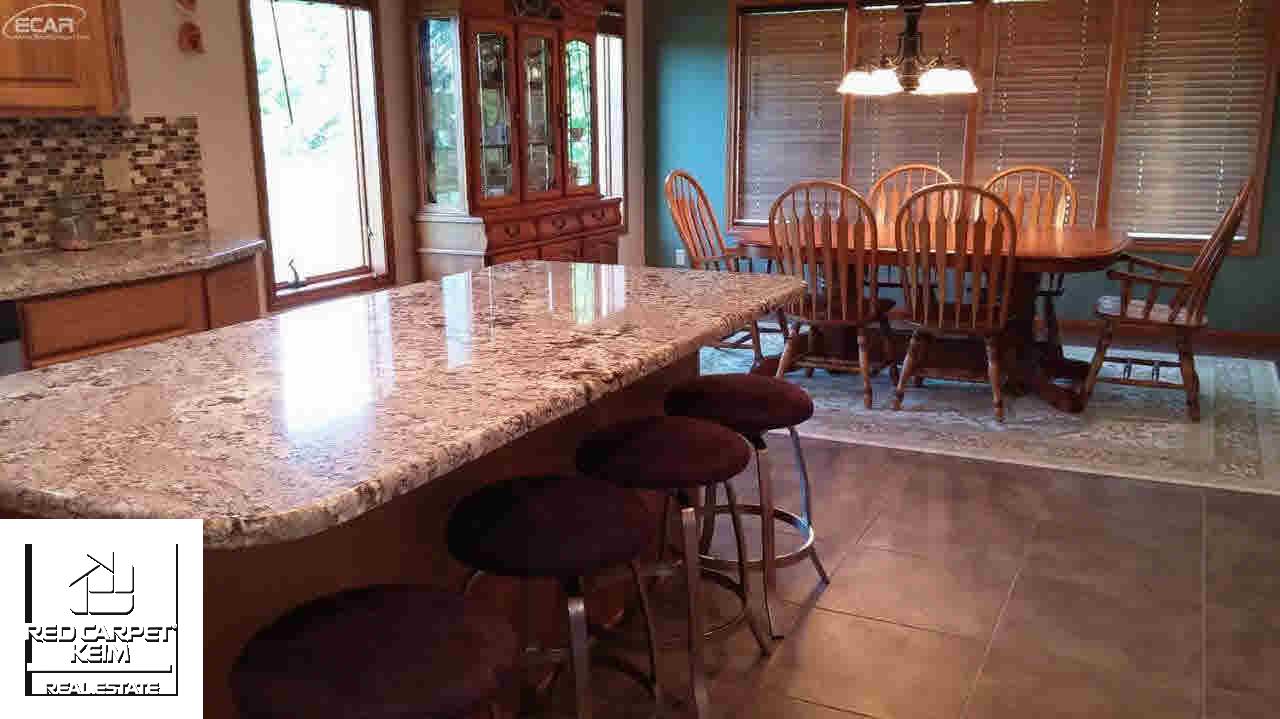 8687 North Lake Road Millington, MI 48746 - Photo 17 of 39 21206285-16.JPG