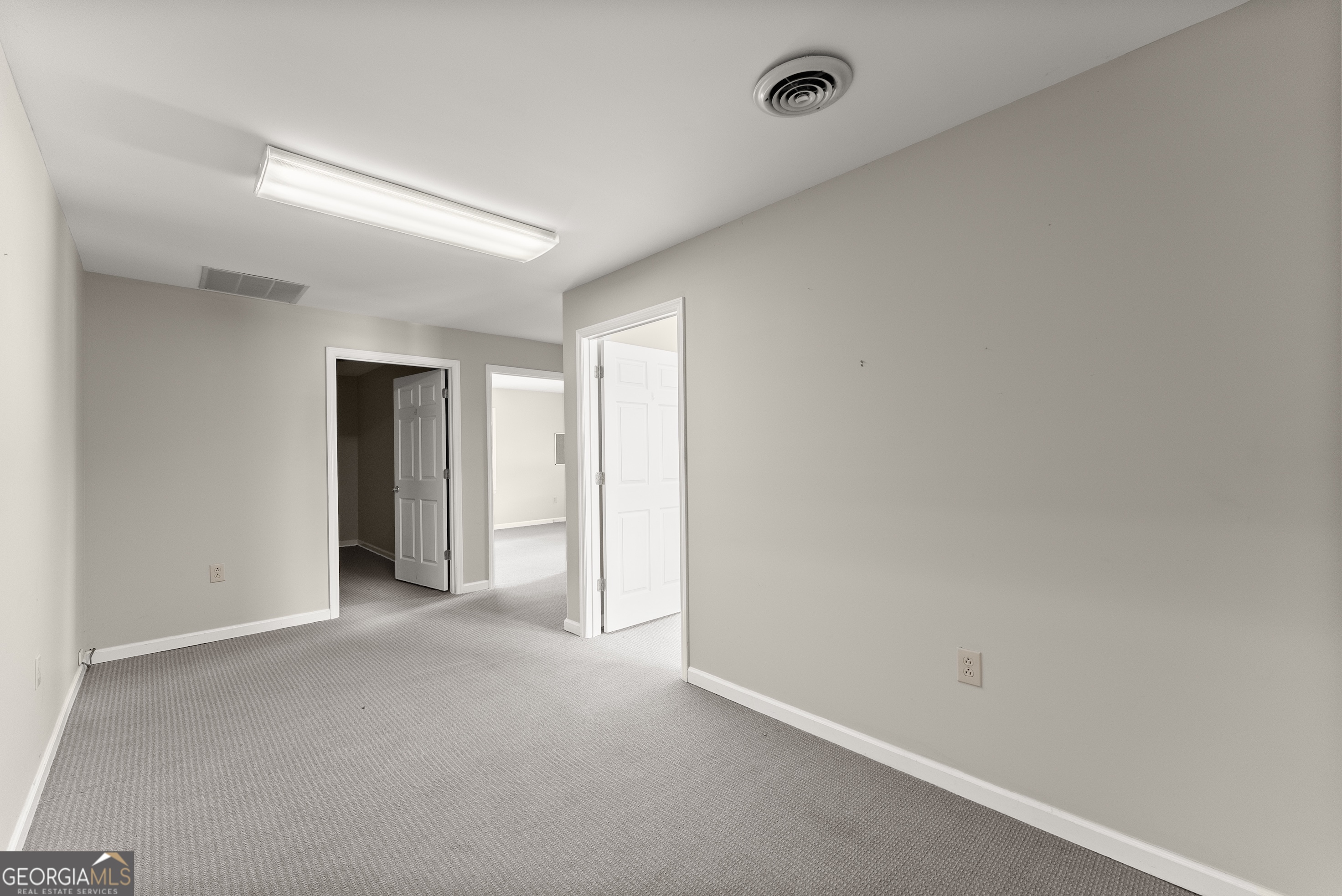592 North Main Street Cornelia, GA 30531 - Photo 24 of 41 a view of an empty room