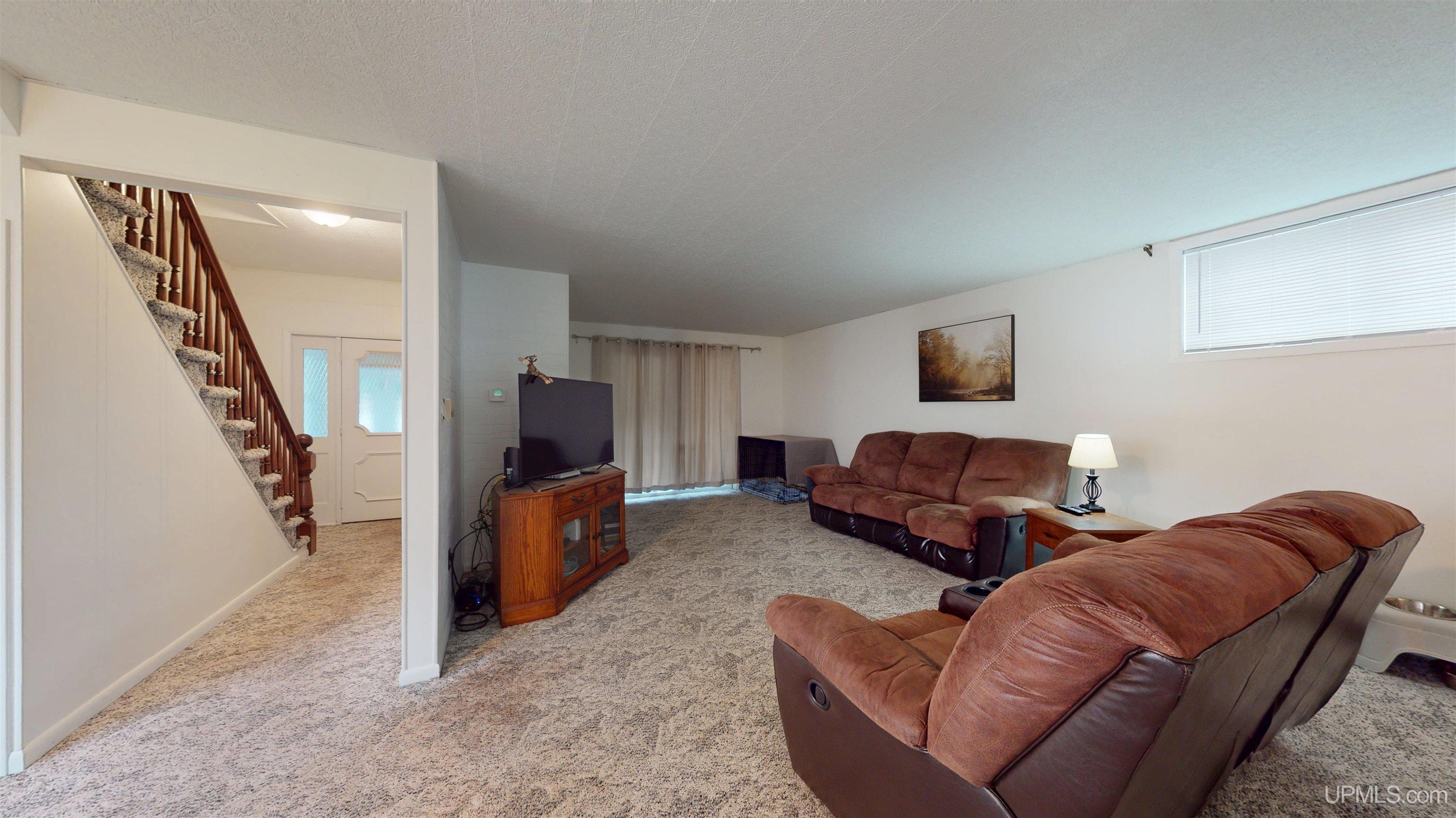 747 South Pine Street Ishpeming, MI 49849 - Photo 8 of 60