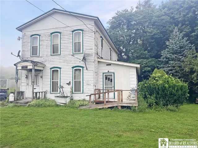 $89,900 | 1146 Cassadaga Road, Villenova, NY 14138