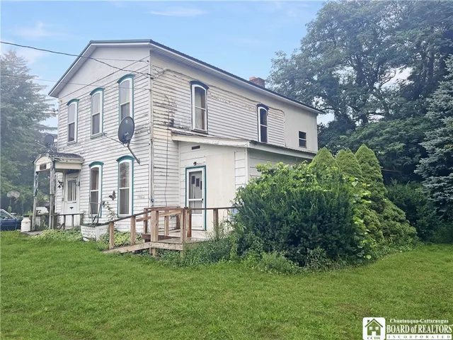 $89,900 | 1146 Cassadaga Road, Villenova, NY 14138