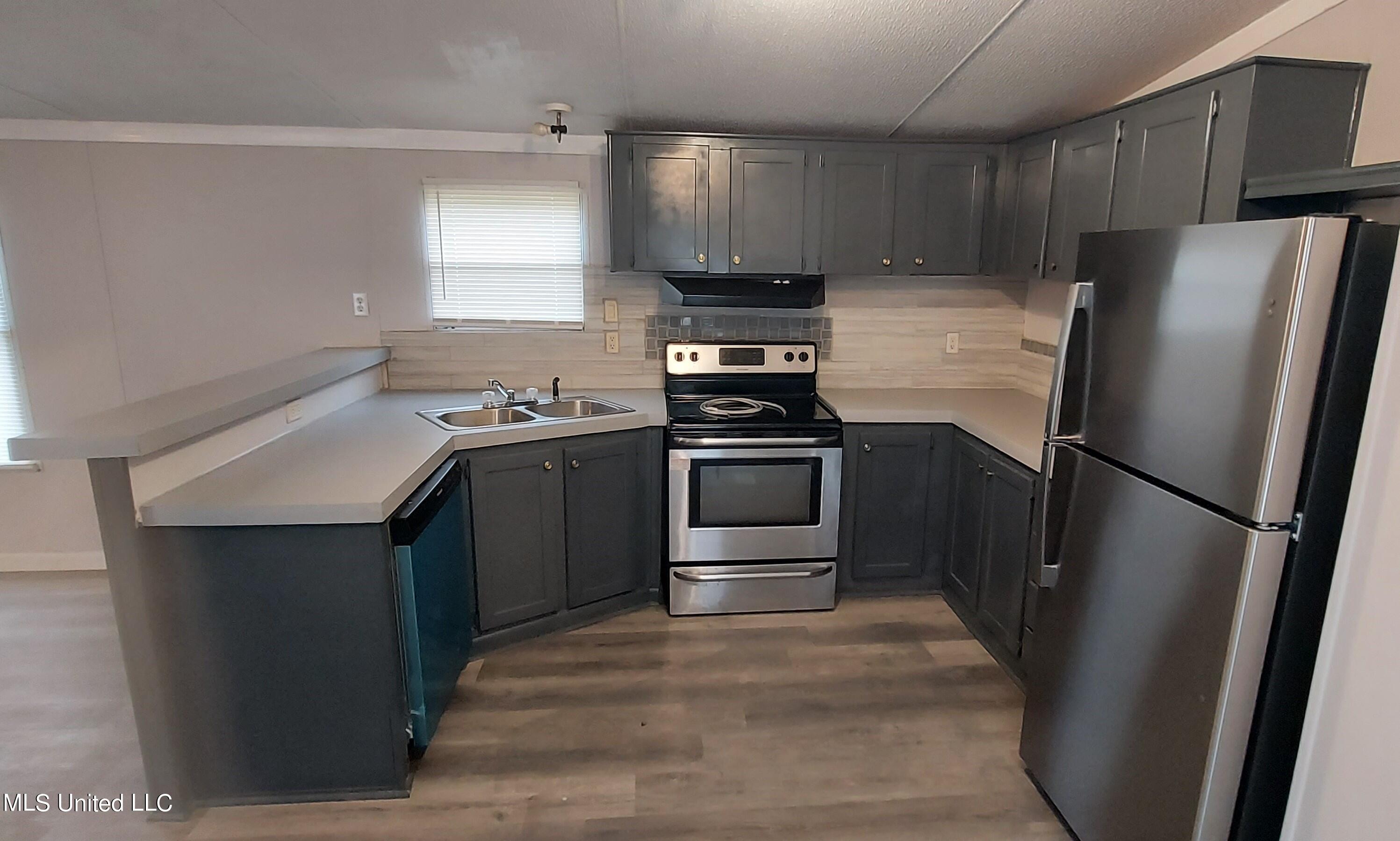 465 Marcon Farm Road Byhalia, MS 38611 - Photo 13 of 16 Kitchen 1