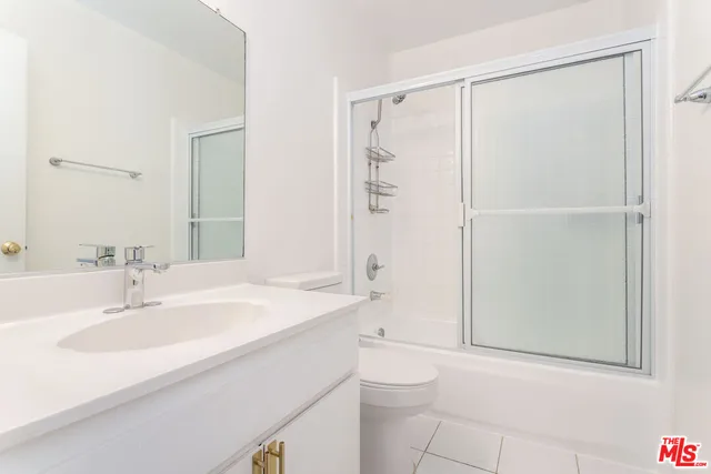 $565,000 | 24241 Lema Drive, Valencia, CA 91355