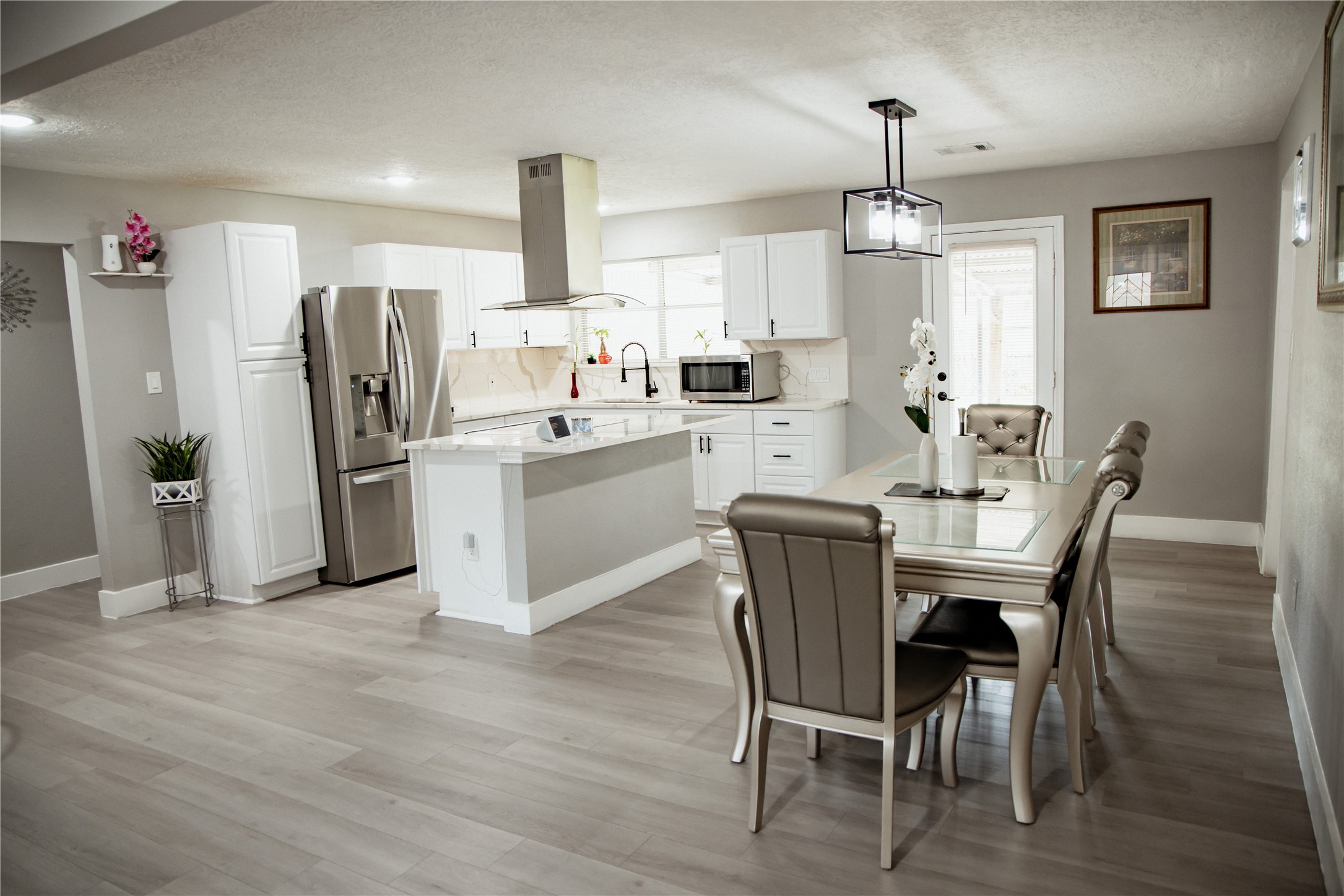 2702 Prairie Avenue Pasadena, TX 77506 - Photo 1 of 18 New Beginnings!