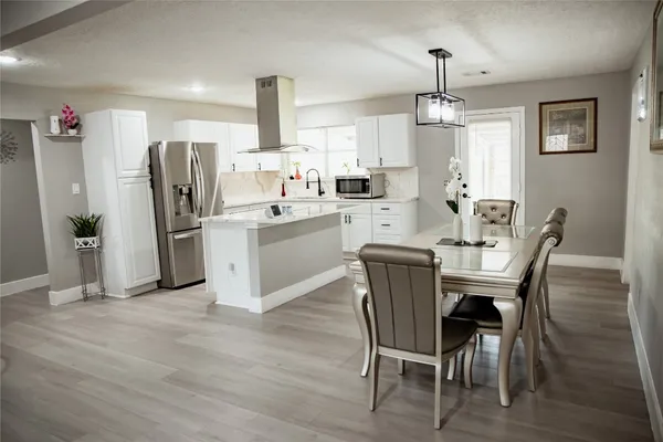 $218,000 | 2702 Prairie Avenue, Pasadena, TX 77506