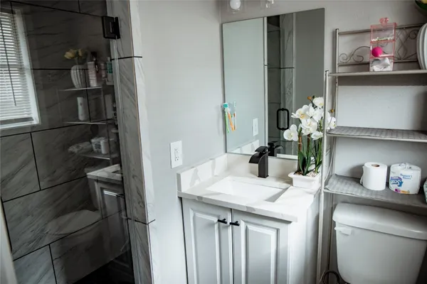 $218,000 | 2702 Prairie Avenue, Pasadena, TX 77506