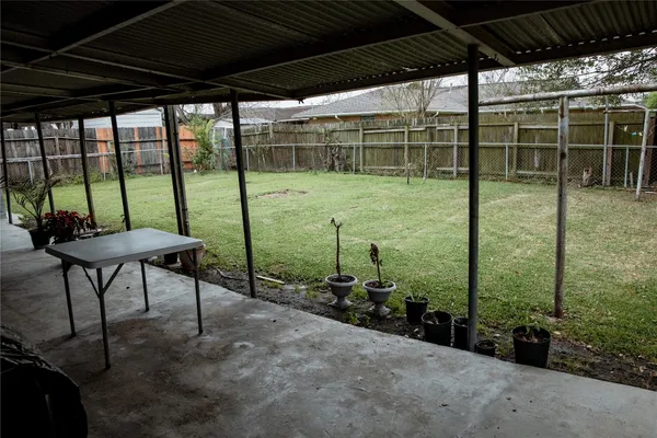 $218,000 | 2702 Prairie Avenue, Pasadena, TX 77506
