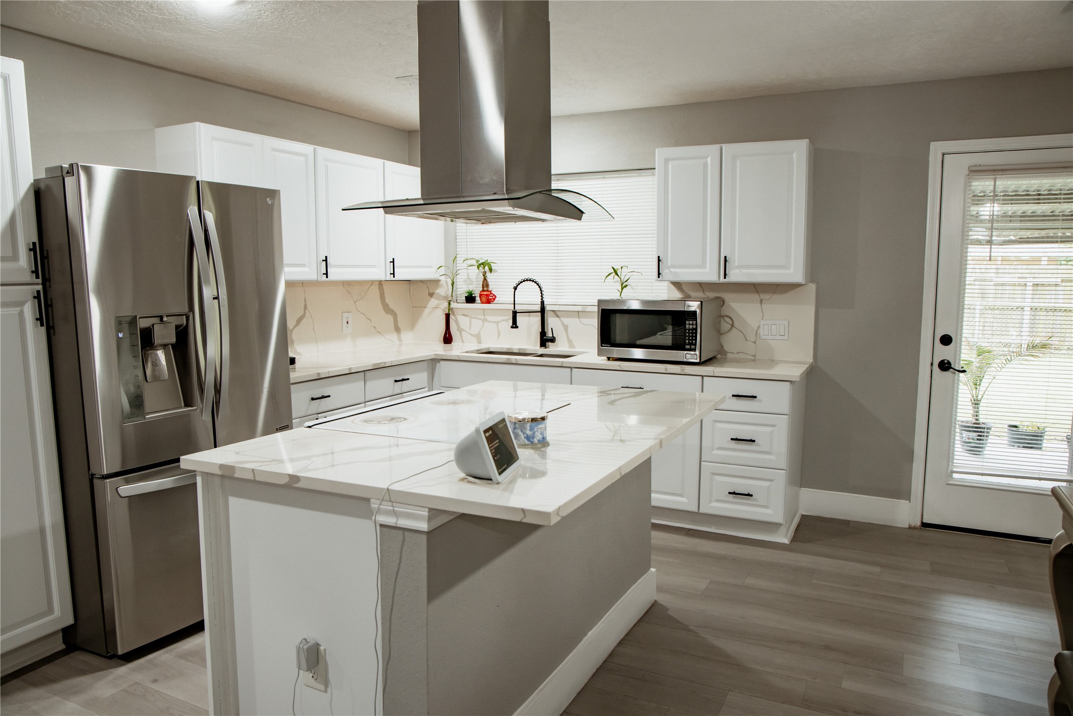 2702 Prairie Avenue Pasadena, TX 77506 - Photo 2 of 18