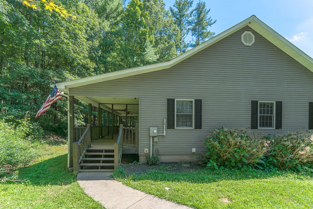 2704 Hi Top Road Hiawassee, GA 30546 - Photo 11 of 53 Gallery Image 11