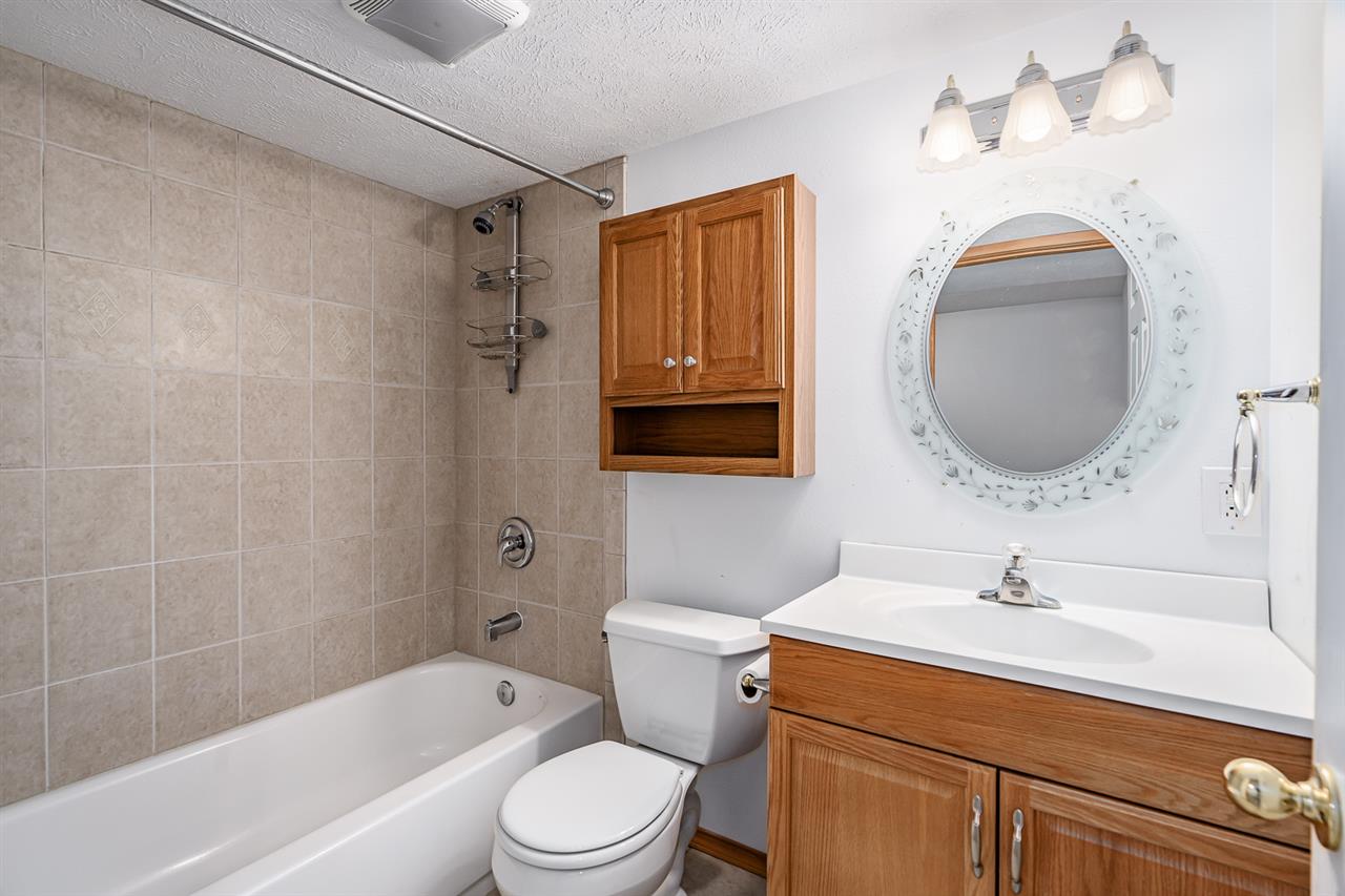 813 East Ballard Road Colbert, WA 99005 - Photo 16 of 36 Gallery Image 16