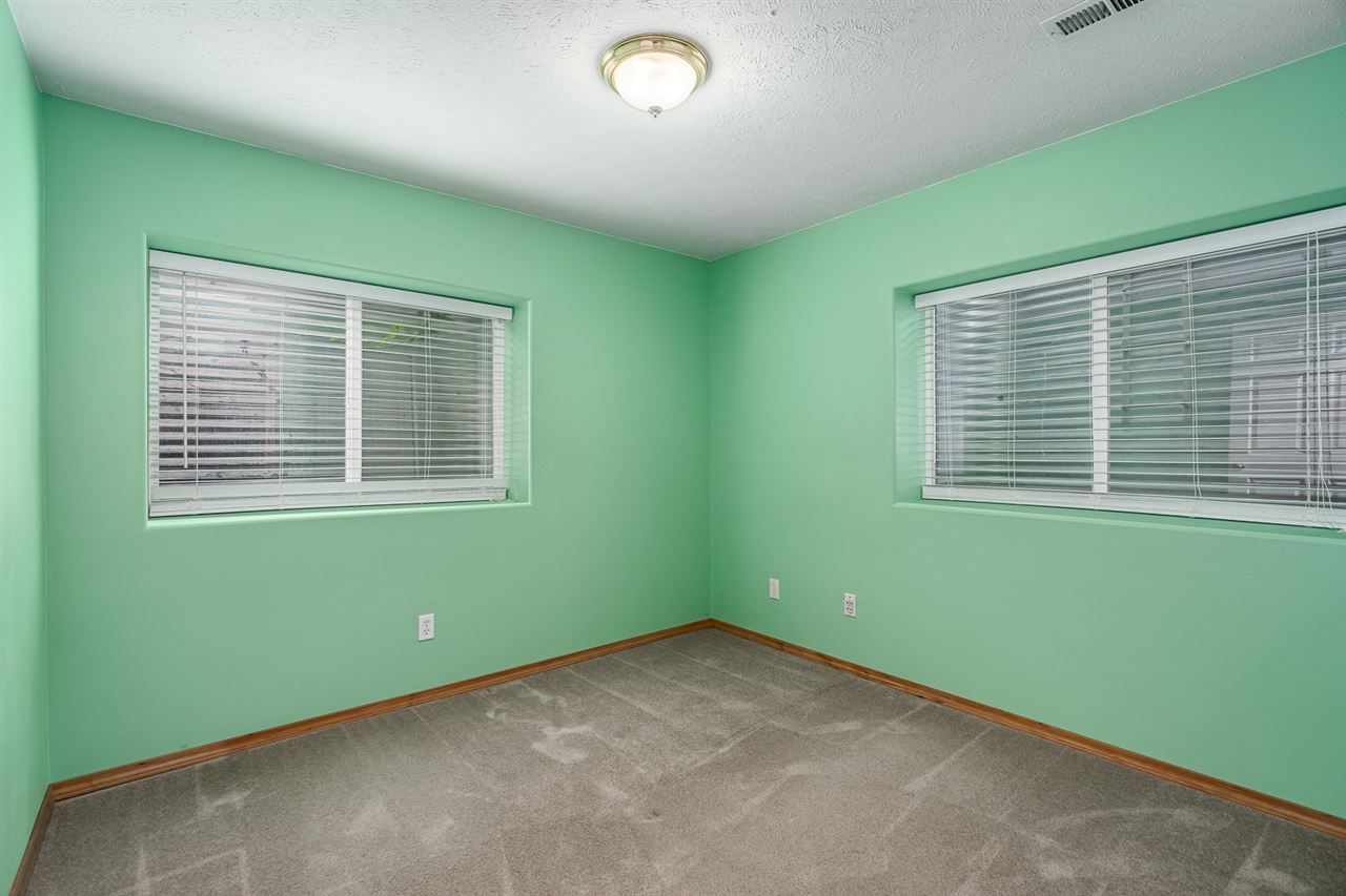 813 East Ballard Road Colbert, WA 99005 - Photo 17 of 36 Gallery Image 17